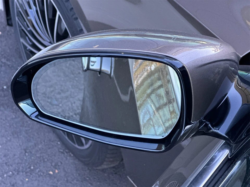 2026 Mercedes-Benz W214 E-Class - Image 9 of 12