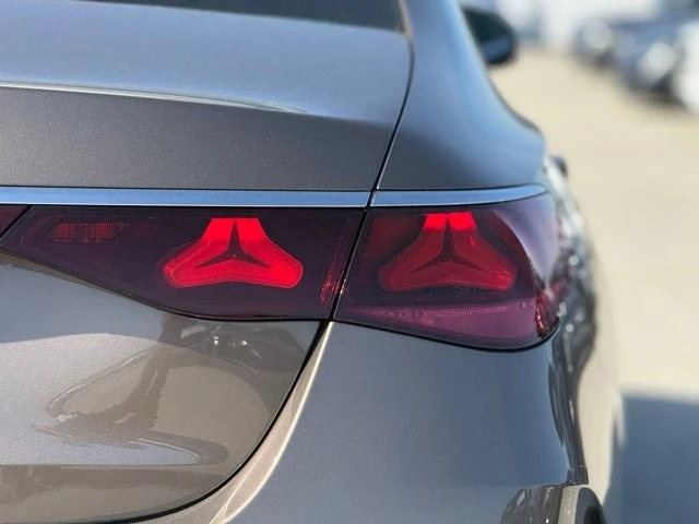 2026 Mercedes-Benz W214 E-Class - Image 10 of 12