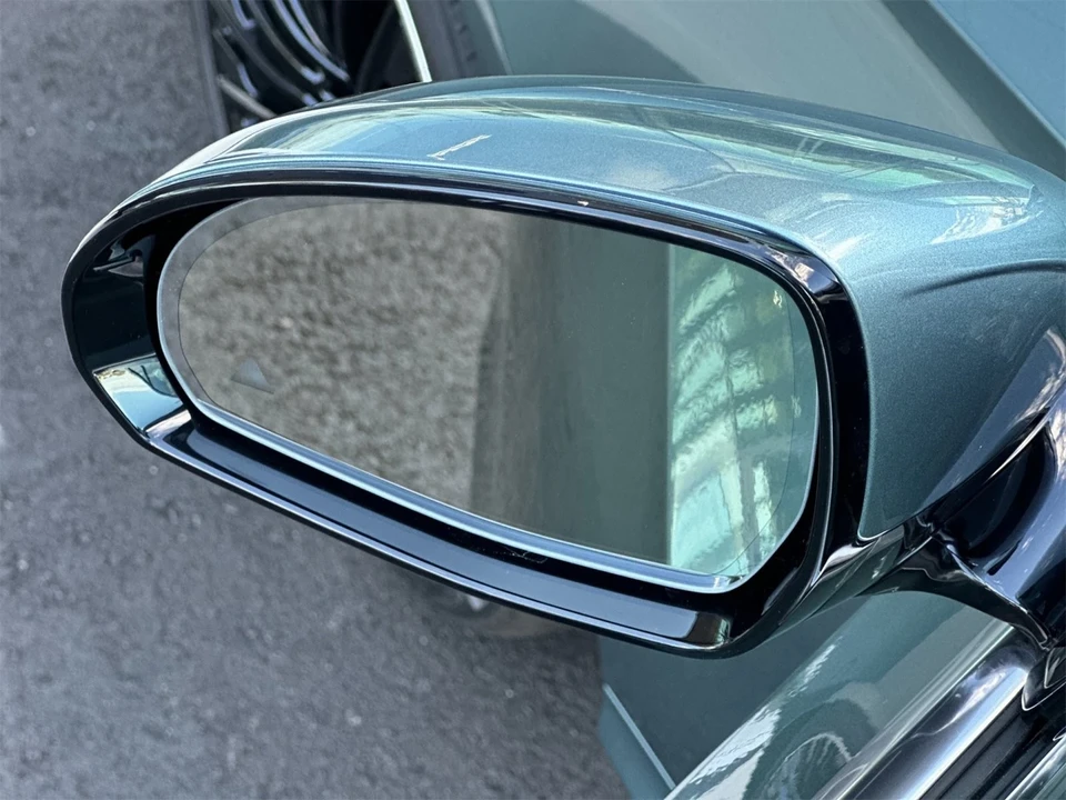 2026 Mercedes-Benz W214 E-Class - Image 9 of 12