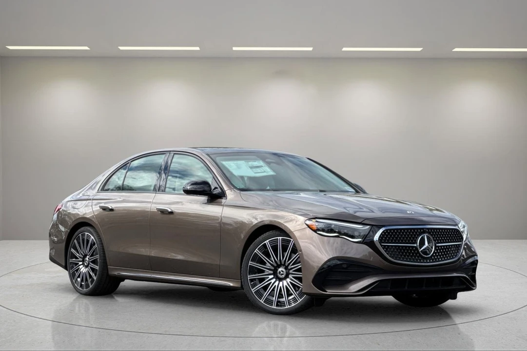 2026 Mercedes-Benz W214 E-Class - Image 2 of 12
