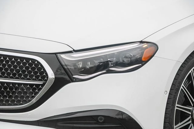 2026 Mercedes-Benz W214 E-Class - Image 8 of 12