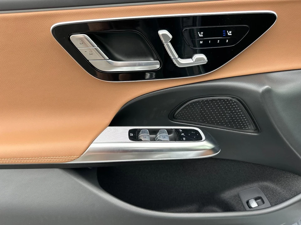 2026 Mercedes-Benz W214 E-Class - Image 11 of 12