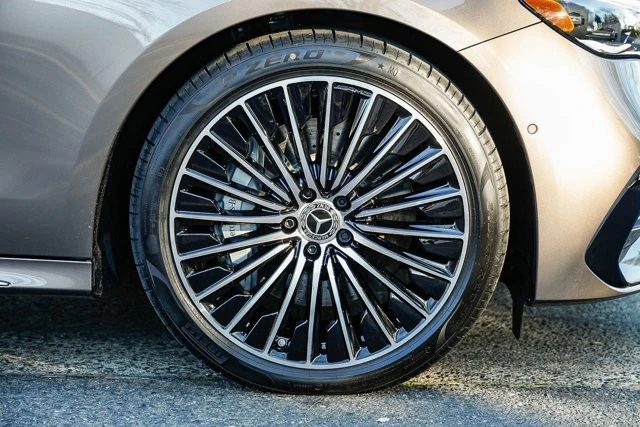 2026 Mercedes-Benz W214 E-Class - Image 9 of 12