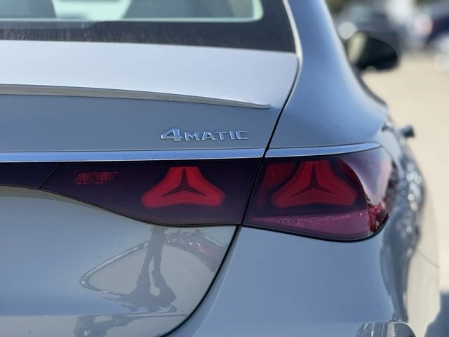 2026 Mercedes-Benz W214 E-Class - Image 10 of 12