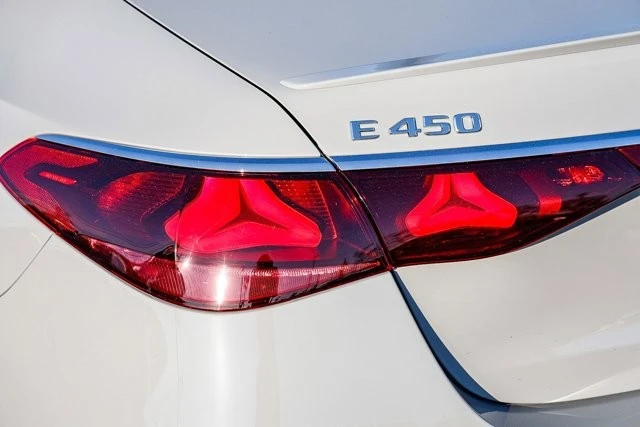 2026 Mercedes-Benz W214 E-Class - Image 8 of 12
