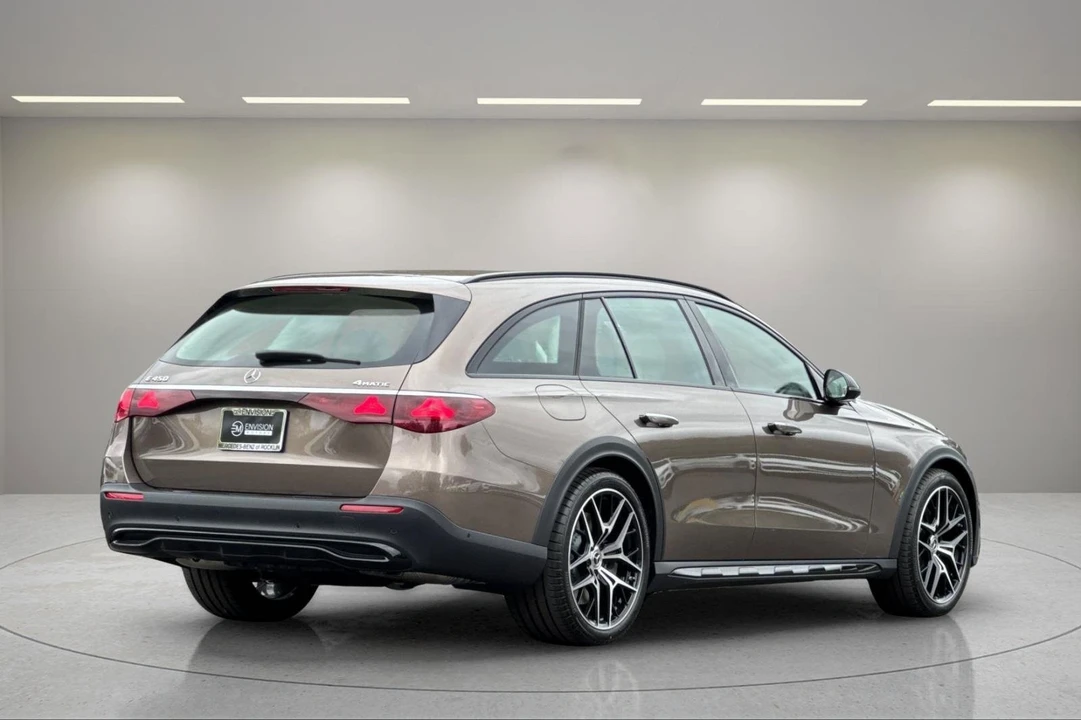 2026 Mercedes-Benz W214 E-Class - Image 4 of 12