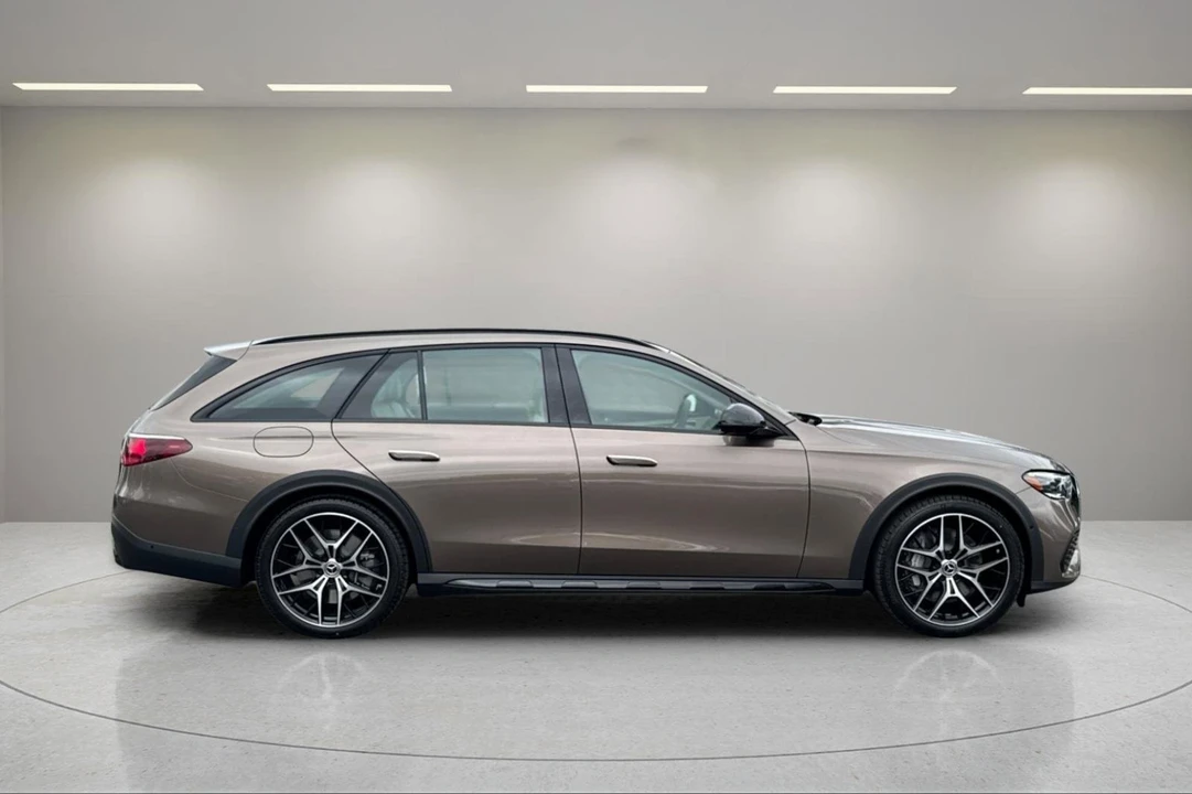 2026 Mercedes-Benz W214 E-Class - Image 3 of 12