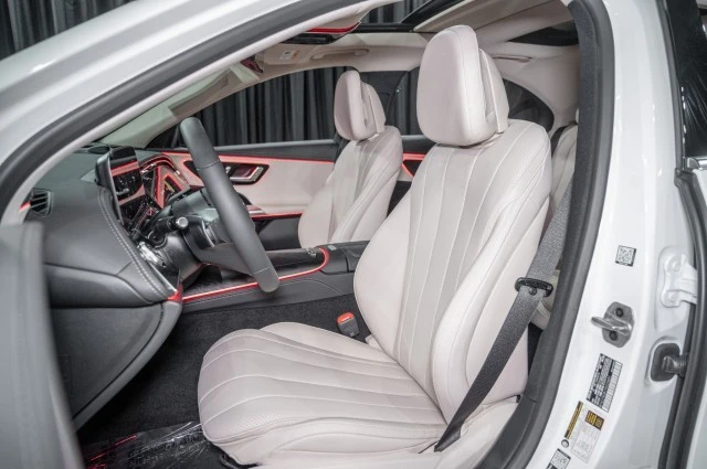 2026 Mercedes-Benz W214 E-Class - Image 11 of 12