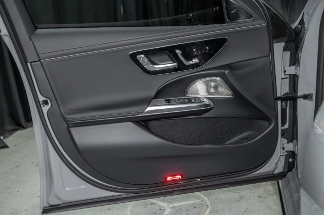 2026 Mercedes-Benz W214 E-Class - Image 10 of 12