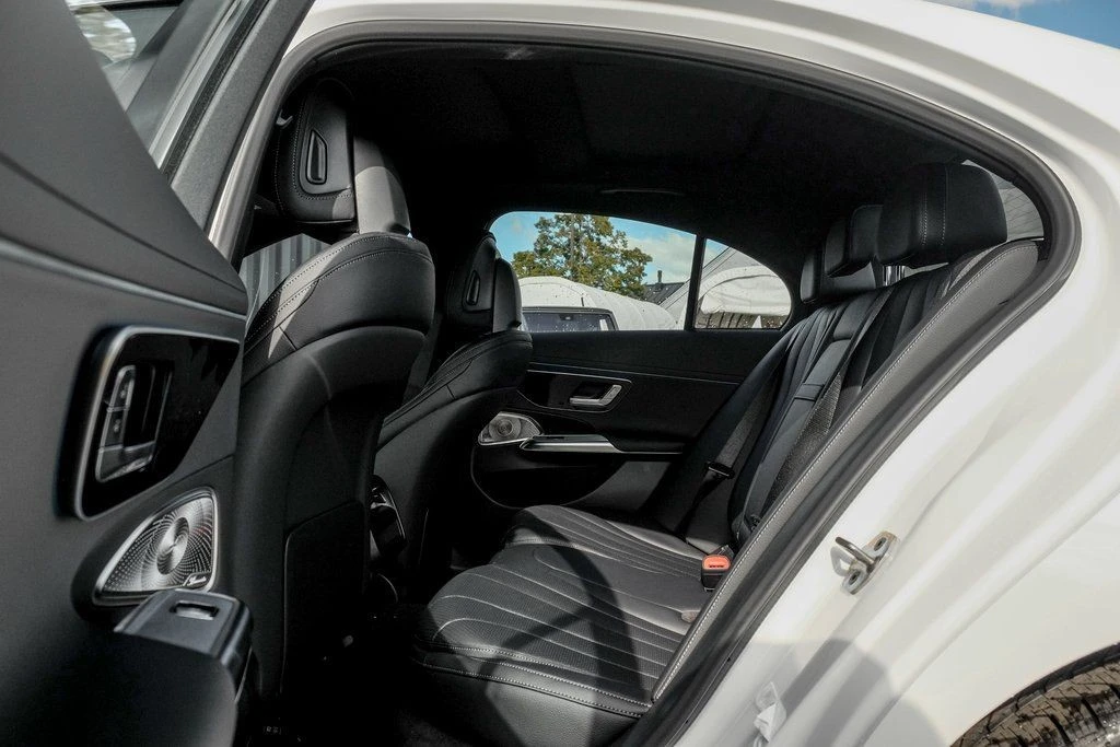 2026 Mercedes-Benz W214 E-Class - Image 17 of 21
