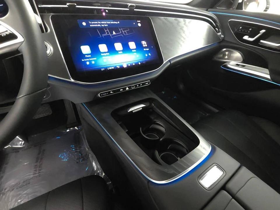 2026 Mercedes-Benz W214 E-Class - Image 15 of 21