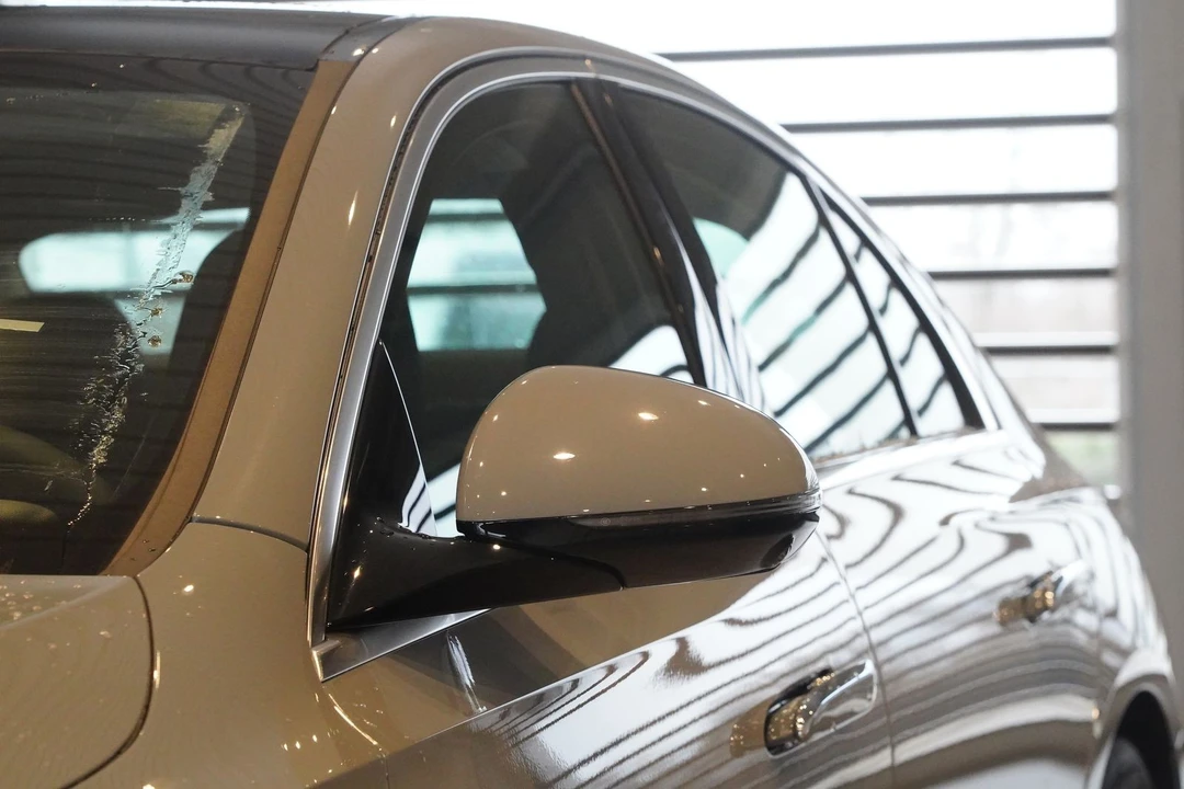 2026 Mercedes-Benz W214 E-Class - Image 8 of 12