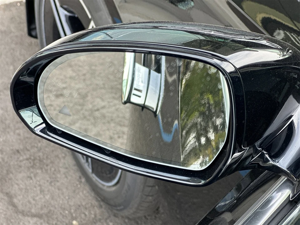 2026 Mercedes-Benz W214 E-Class - Image 9 of 12