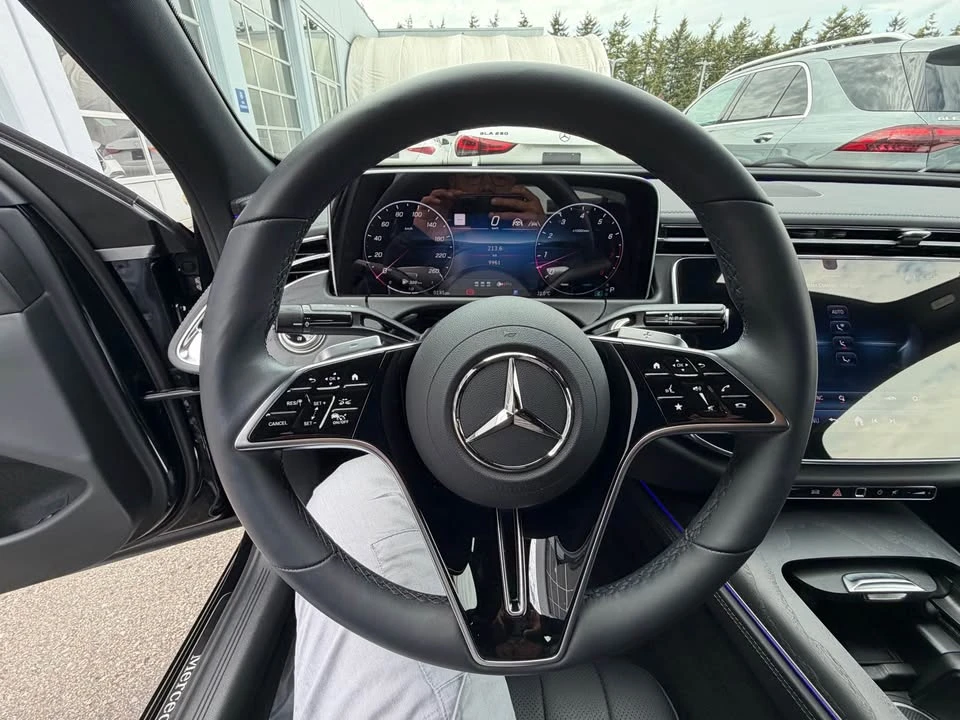 2026 Mercedes-Benz W214 E-Class - Image 8 of 11