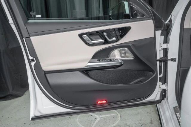 2026 Mercedes-Benz W214 E-Class - Image 10 of 12