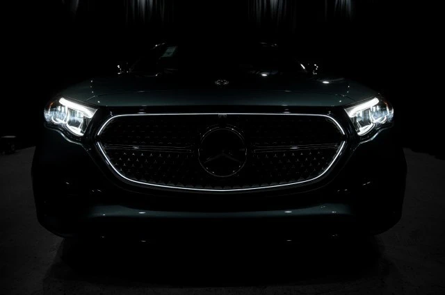 2026 Mercedes-Benz W214 E-Class - Image 7 of 12