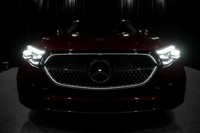 2026 Mercedes-Benz W214 E-Class - Image 8 of 12