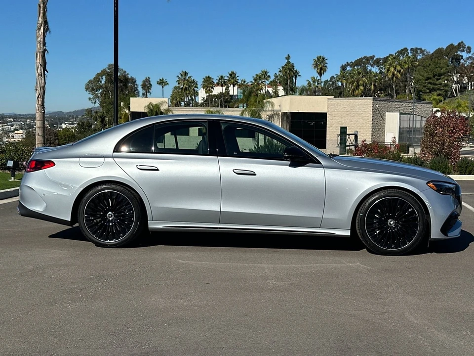 2026 Mercedes-Benz W214 E-Class - Image 2 of 12