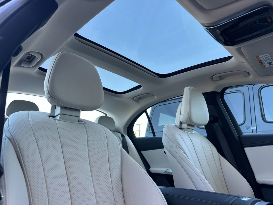 2026 Mercedes-Benz W214 E-Class - Image 17 of 21