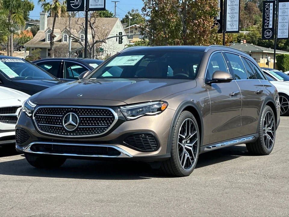 2026 Mercedes-Benz W214 E-Class - Image 7 of 12