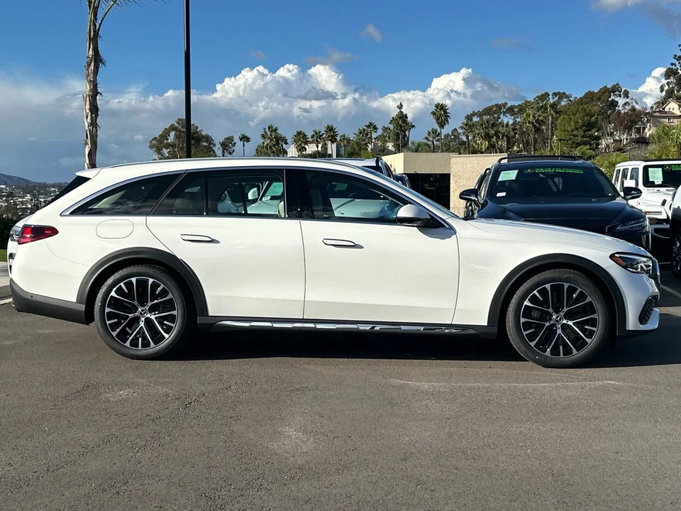 2026 Mercedes-Benz W214 E-Class - Image 2 of 12