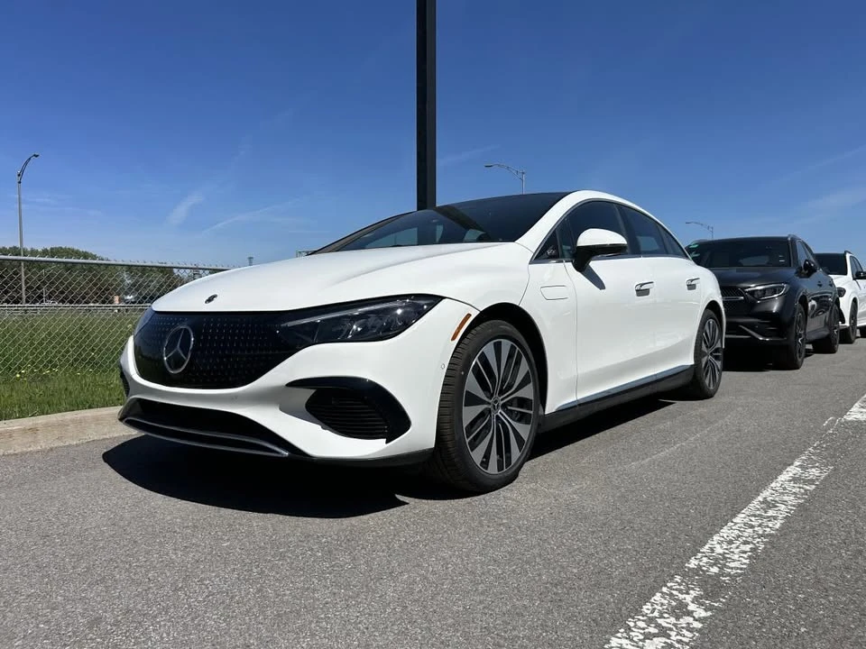 2026 Mercedes-Benz EQE - Image 2 of 13