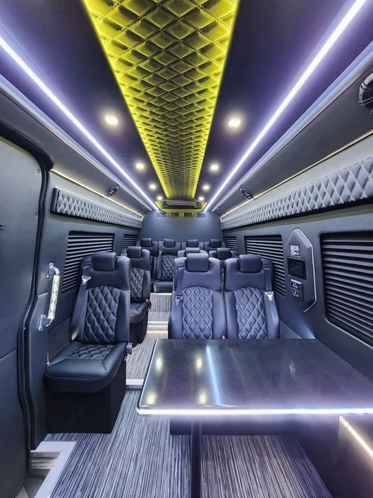 2026 Mercedes-Benz VS30 Sprinter - Image 4 of 12