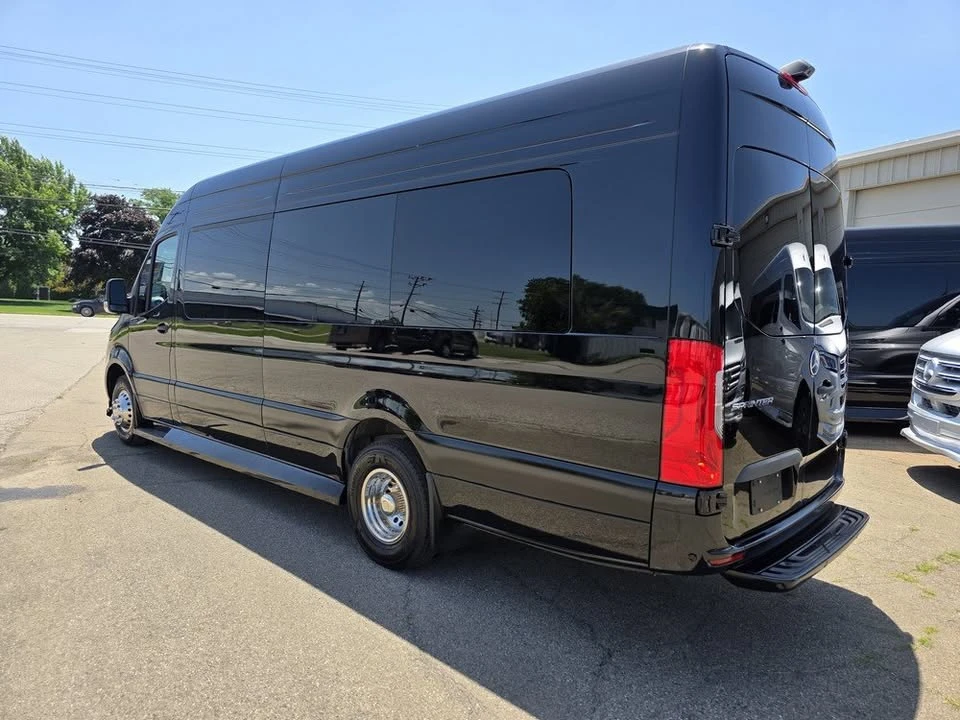 2026 Mercedes-Benz VS30 Sprinter - Image 11 of 12