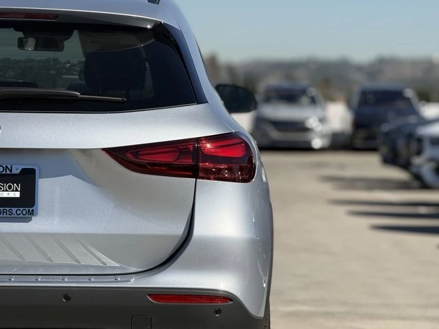 2026 Mercedes-Benz H247 GLA - Image 10 of 12