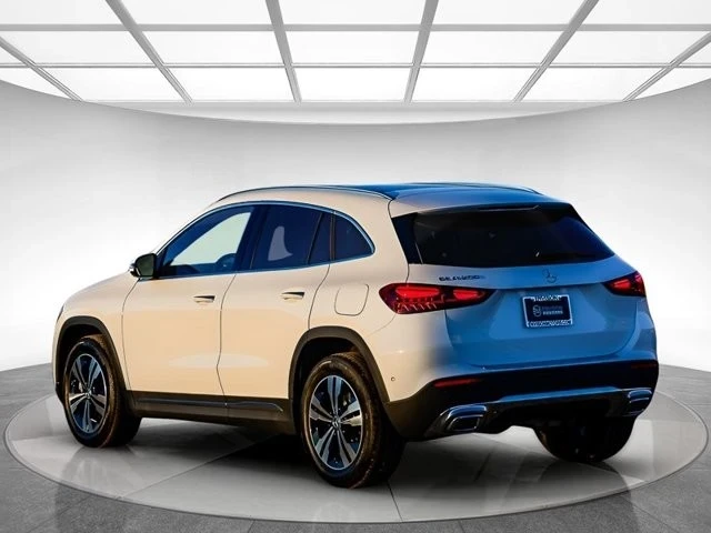 2026 Mercedes-Benz H247 GLA - Image 2 of 12