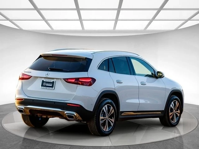 2026 Mercedes-Benz H247 GLA - Image 4 of 12