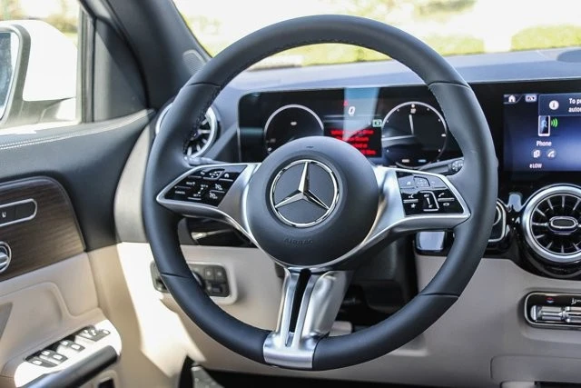 2026 Mercedes-Benz H247 GLA - Image 16 of 21