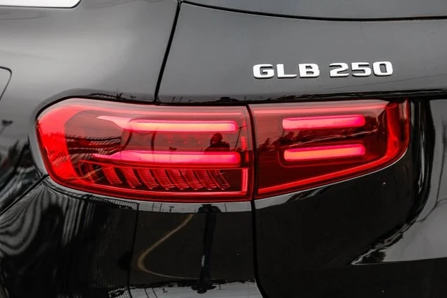 2026 Mercedes-Benz X247 GLB - Image 8 of 12