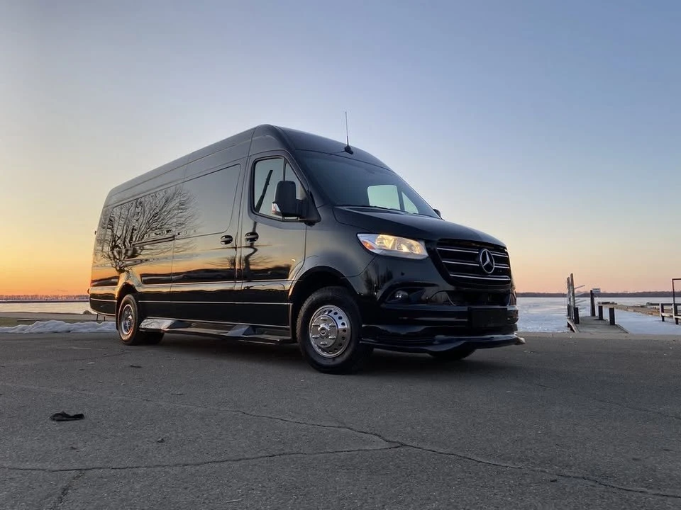 2026 Mercedes-Benz VS30 Sprinter - Image 7 of 9