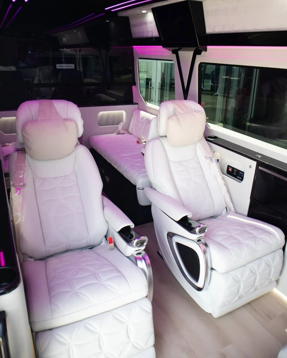 2026 Mercedes-Benz VS30 Sprinter - Image 15 of 19