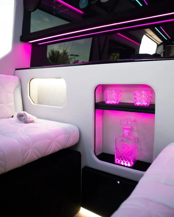 2026 Mercedes-Benz VS30 Sprinter - Image 14 of 19