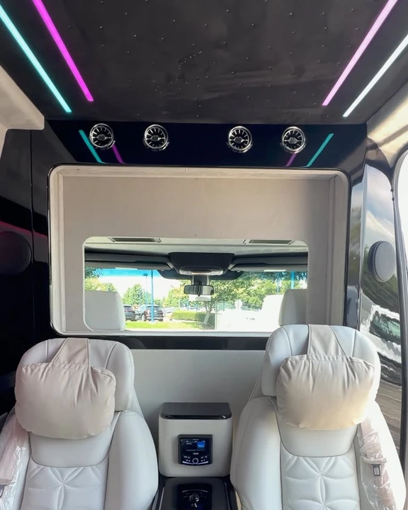 2026 Mercedes-Benz VS30 Sprinter - Image 13 of 19