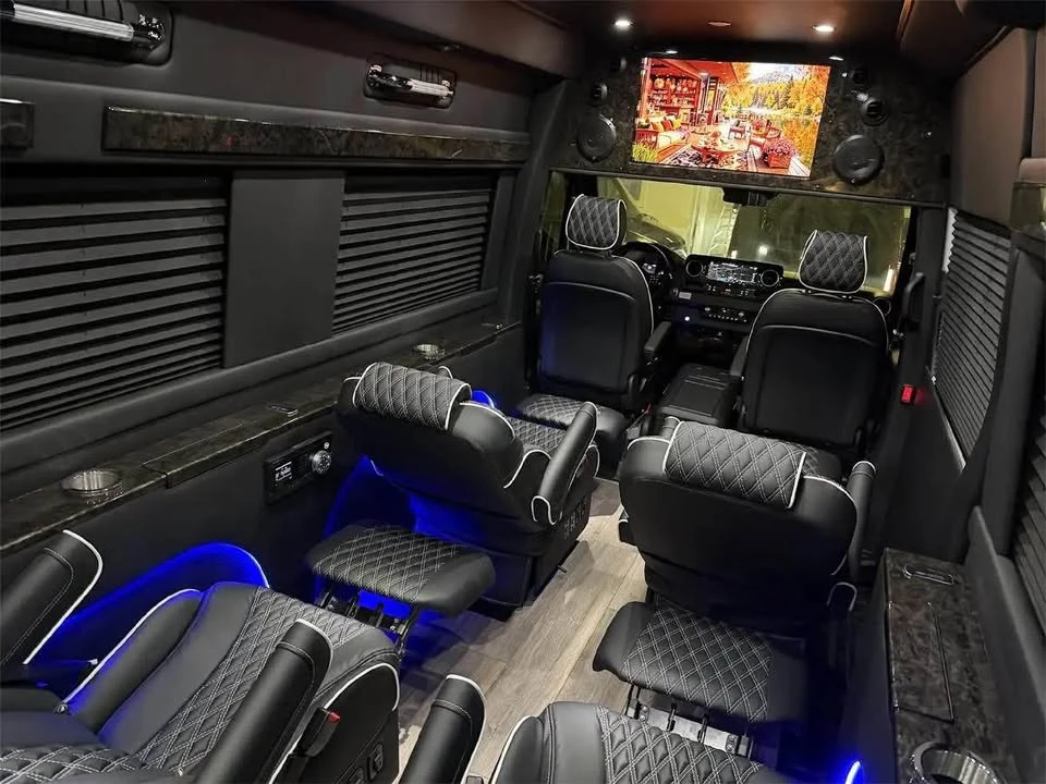 2026 Mercedes-Benz VS30 Sprinter - Image 7 of 18