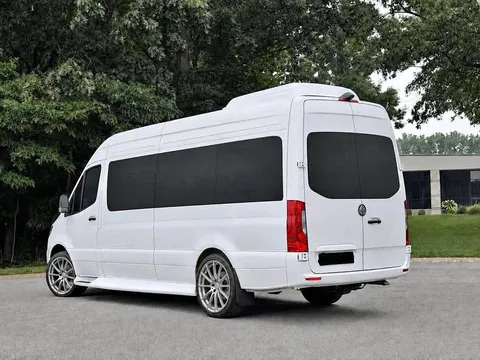 2026 Mercedes-Benz Sprinter Passenger Van Luxury Transformer Maybach Jet Sprinter