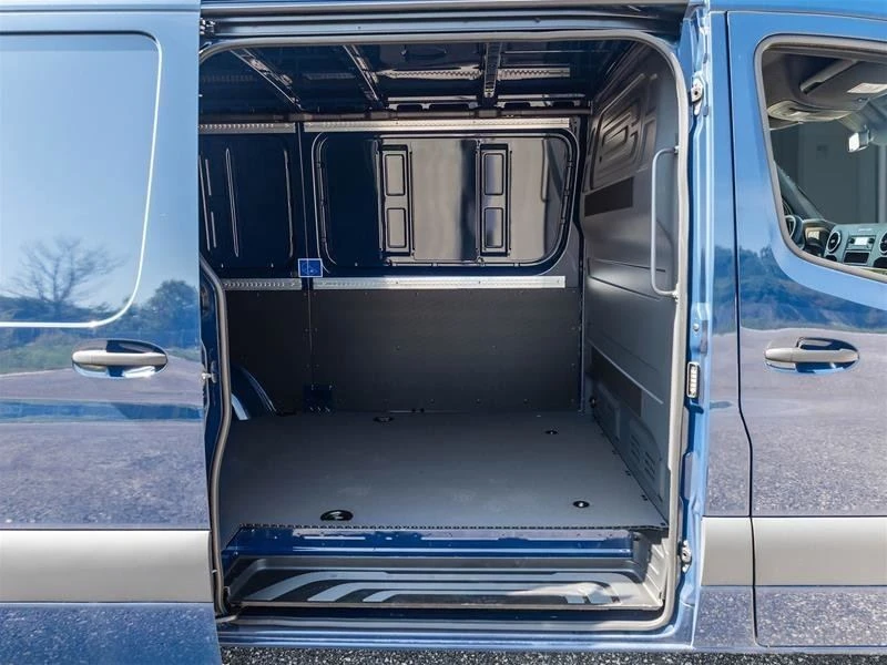 2026 Mercedes-Benz VS30 Sprinter - Image 8 of 16