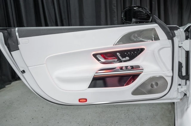 2026 Mercedes-Benz SL-Class - Image 10 of 12