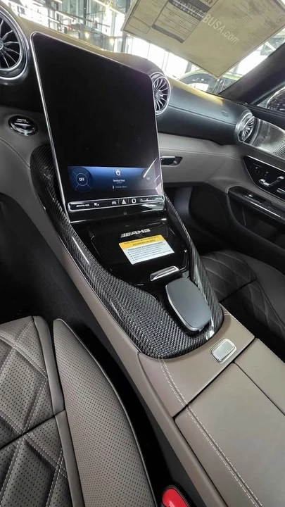 2026 Mercedes-Benz AMG GT - Image 8 of 9