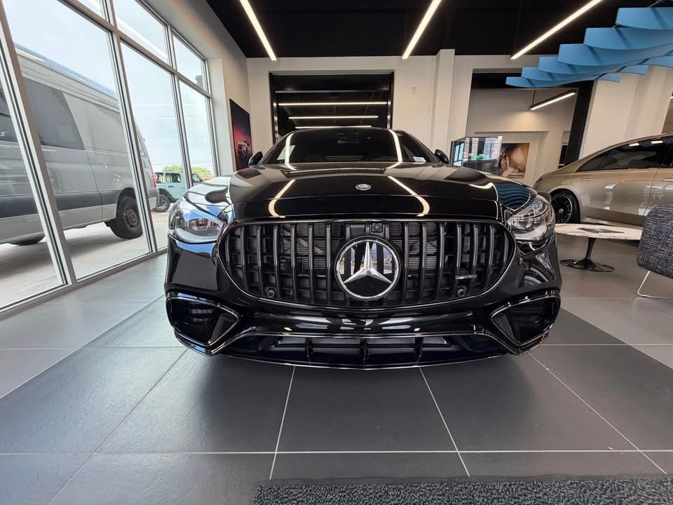 2026 Mercedes-Benz W223 S 63 AMG - Image 2 of 11