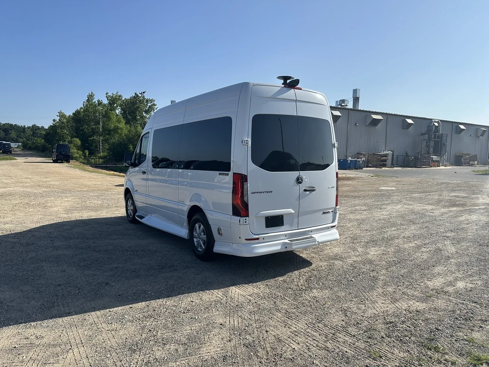 2026 Mercedes-Benz VS30 Sprinter - Image 6 of 14