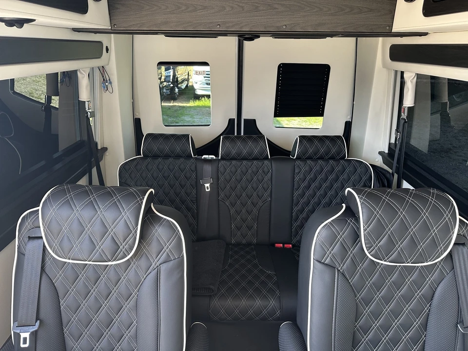 2026 Mercedes-Benz VS30 Sprinter - Image 12 of 14