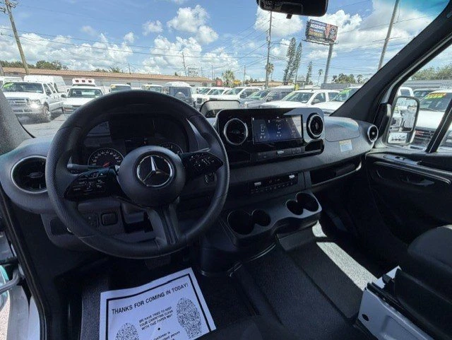 2026 Mercedes-Benz VS30 Sprinter - Image 8 of 20