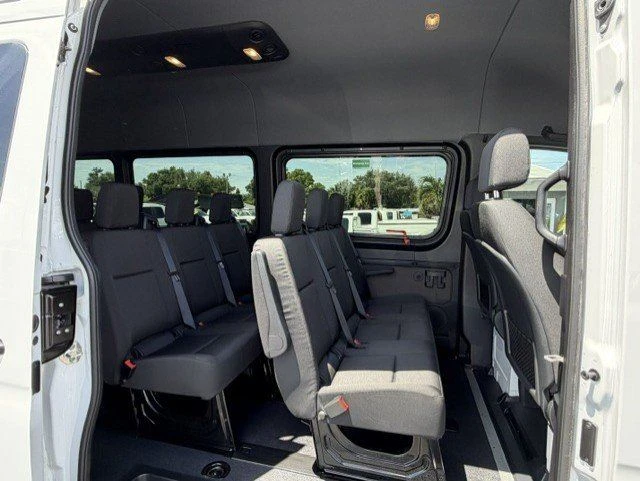 2026 Mercedes-Benz VS30 Sprinter - Image 15 of 20