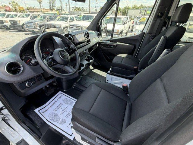 2026 Mercedes-Benz VS30 Sprinter - Image 7 of 20
