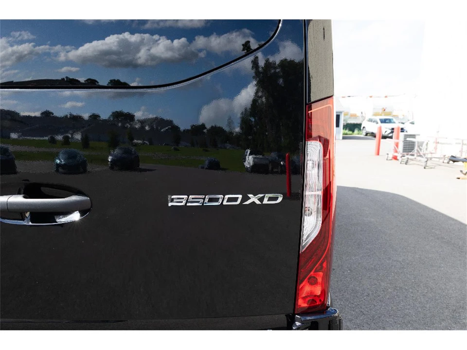 2026 Mercedes-Benz VS30 Sprinter - Image 17 of 31