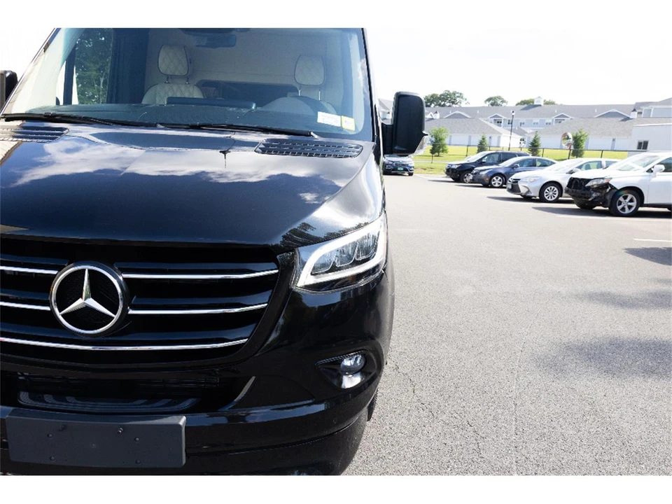 2026 Mercedes-Benz VS30 Sprinter - Image 8 of 31